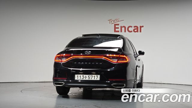 Hyundai Grandeur 3.0 LPi Modern (Rental Car) — photo 1 of 34