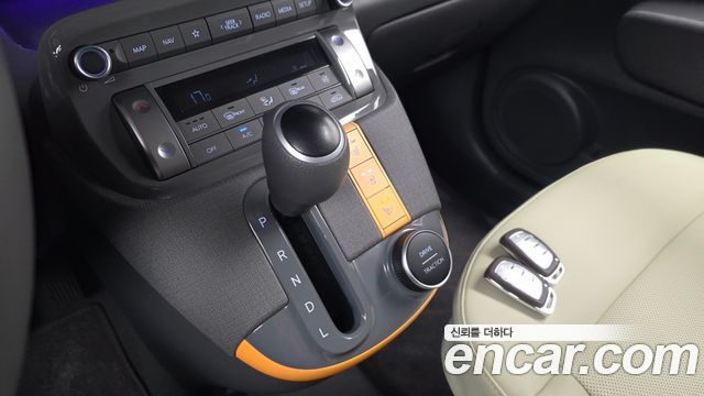 Hyundai Casper Modern — photo 1 of 20