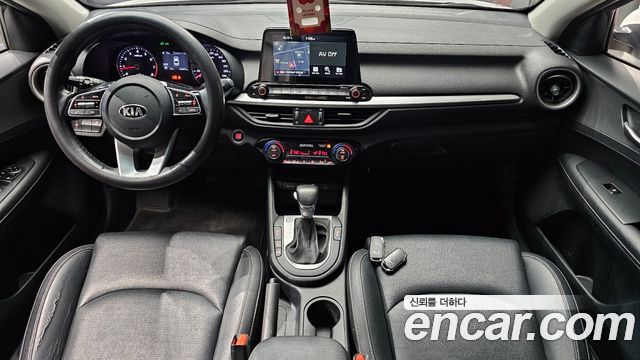 Kia K3 Luxury — photo 1 of 20