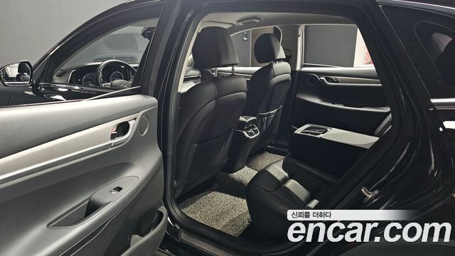 Hyundai Grandeur 3.0 LPi Rent Car — photo 1 of 32