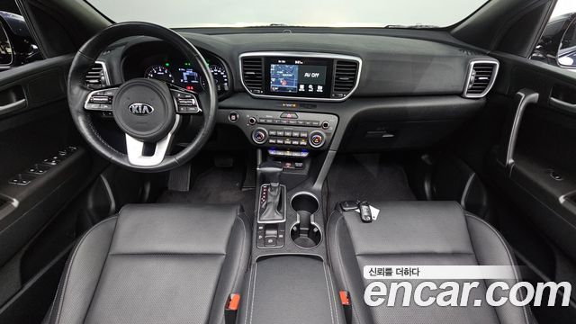 Kia Sportage Gasoline — photo 1 of 30