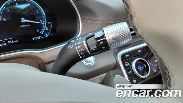Genesis GV80 3.0 Diesel AWD — photo 1 of 34