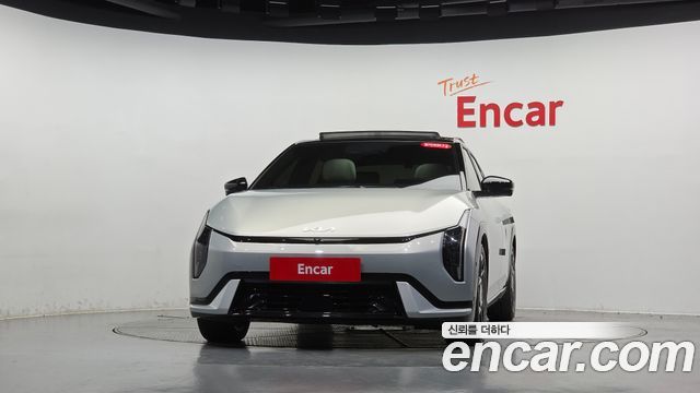 Kia EV4 Long Range 2WD — photo 1 of 38