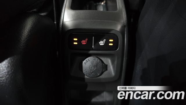 Kia RAY Luxury — photo 1 of 20