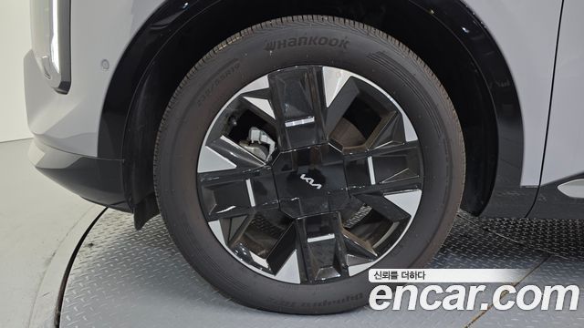 Kia Sportage HEV 1.6 2WD — photo 1 of 30