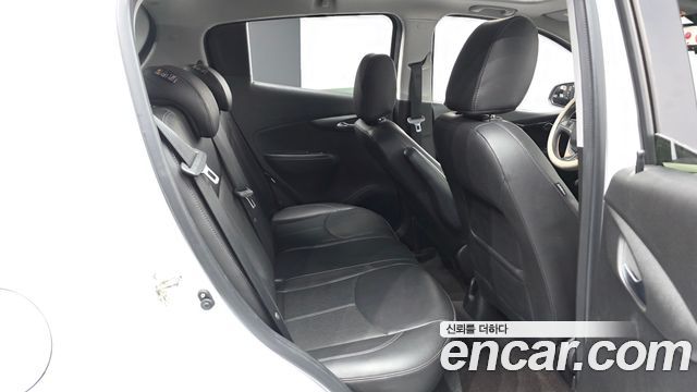 ChevroletGMDaewoo Spark LTZ — photo 1 of 30