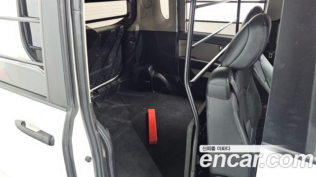 Kia RAY Van — photo 1 of 30