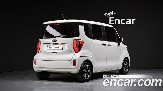 Kia RAY Prestige Bi-fuel — photo 1 of 30
