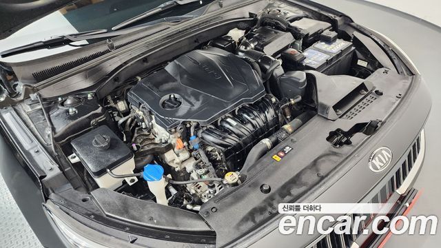 Kia K7 2.5 GDI Noblesse — photo 1 of 35