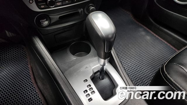 Renault-KoreaSamsung SM3 SE Plus — photo 1 of 20