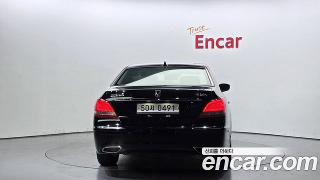 Hyundai Equus VS380 — photo 1 of 20