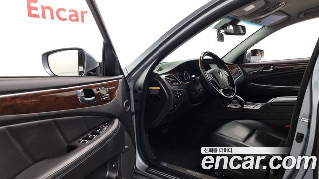 Hyundai Equus VS380 — photo 1 of 20