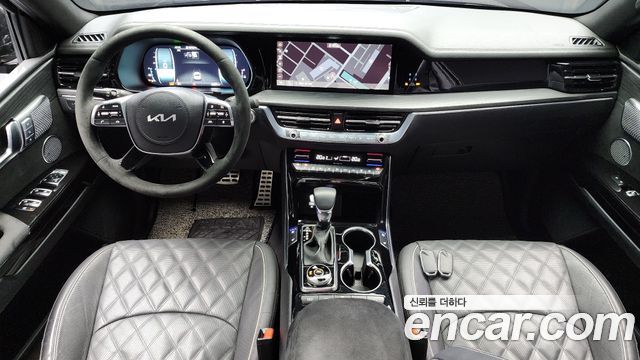 Kia Mohave Diesel 3.0 4WD 6-Seater — photo 1 of 20