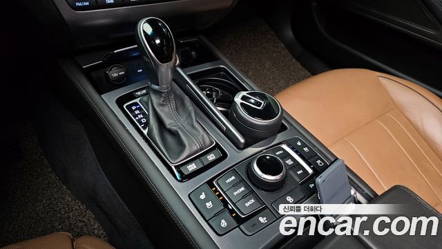 Hyundai Genesis G380 Finest Edition AWD — photo 1 of 20