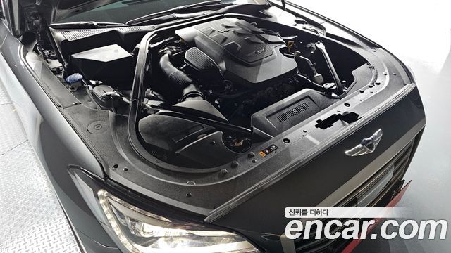 Genesis G80 3.3 GDI — photo 1 of 20