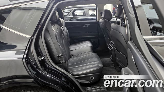 Genesis GV80 2.5T Gasoline 2WD — photo 1 of 20