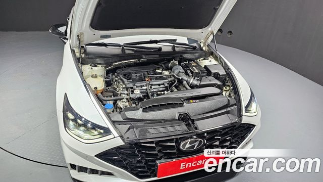 Hyundai Sonata 1.6 Turbo — photo 1 of 20