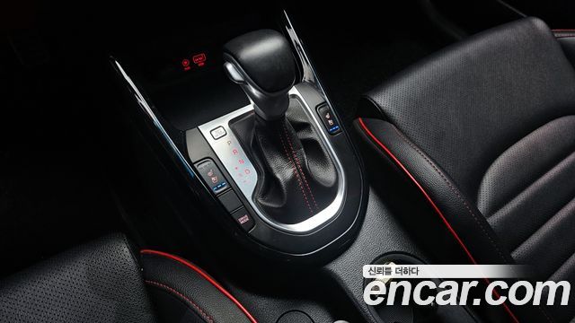Kia K3 GT Basic — photo 1 of 20