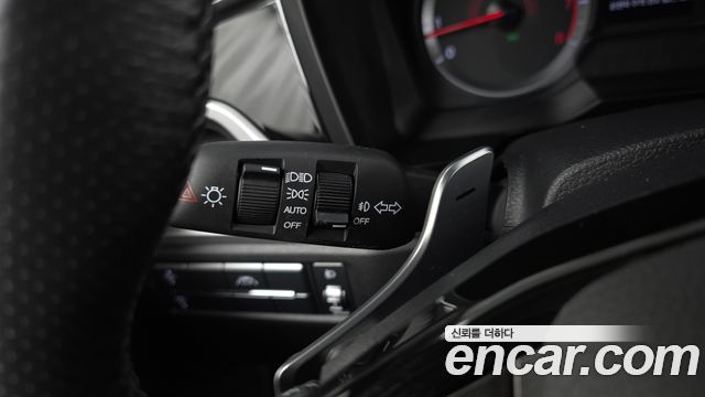 KG_Mobility_Ssangyong KORANDO Gasoline 1.5 2WD C3 Plus — photo 1 of 20