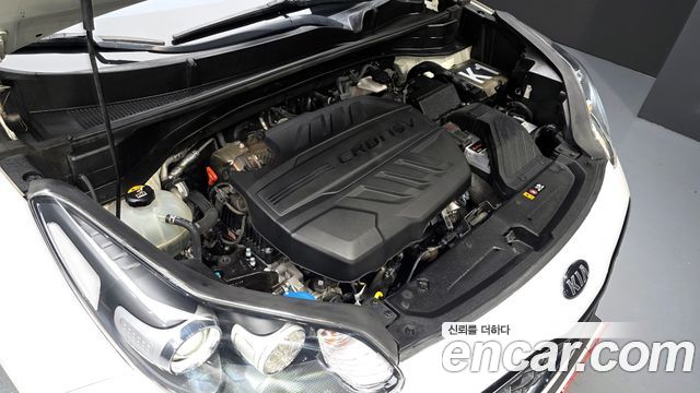 Kia Sportage Diesel 2.0 2WD — photo 1 of 20