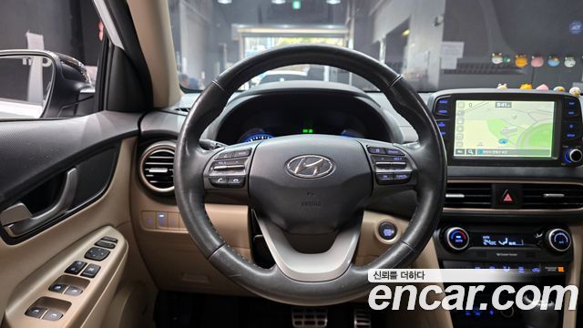 Hyundai Kona 1.6 Turbo 2WD — photo 1 of 20