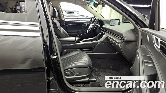 Genesis GV80 3.5T Gasoline AWD — photo 1 of 37