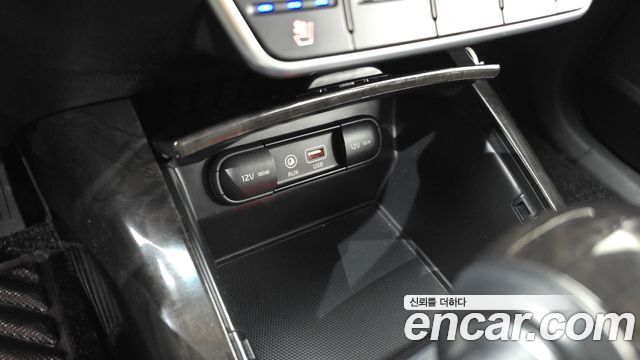 Kia Sorento Diesel 2.2 2WD — photo 1 of 35
