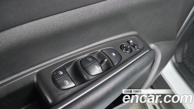 2019 Renault-KoreaSamsung QM6 2.0 LPe LE 2WD, photograph 12