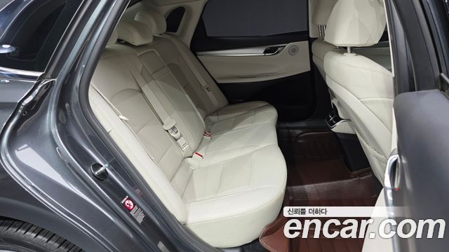 Hyundai Grandeur 2.5 — photo 1 of 37