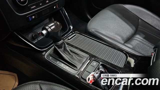 Kia Sorento Diesel 2.0 2WD — photo 1 of 20