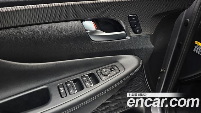 2020 Hyundai Santafe Gasoline 2.0T 2WD, photograph 7