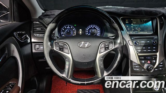 Hyundai Grandeur LPG HG300 Premium — photo 1 of 20