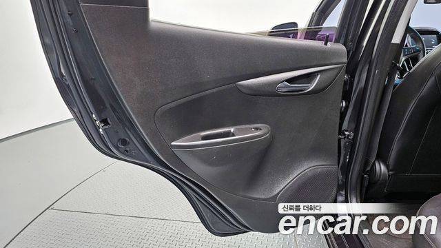 ChevroletGMDaewoo Spark LTZ — photo 1 of 30