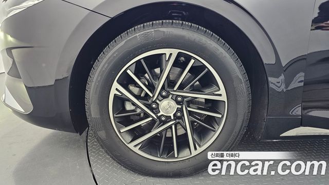 Hyundai Grandeur 3.0 LPi Rent Car — photo 1 of 30