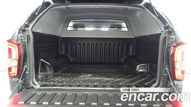 KG_Mobility_Ssangyong Rexton Diesel 2.2 4WD — photo 1 of 31