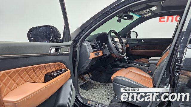 KG_Mobility_Ssangyong Rexton Diesel 2.2 2WD — photo 1 of 32