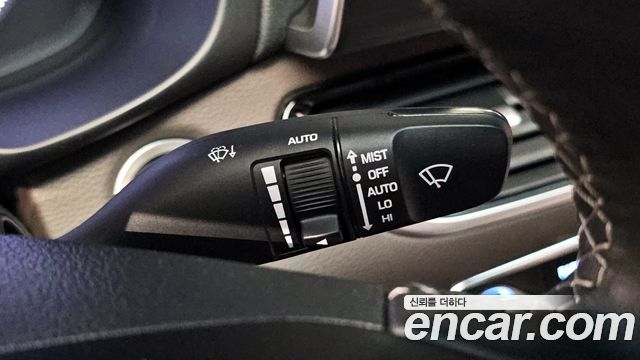 2019 Hyundai Grandeur 2.4 Premium, photograph 3