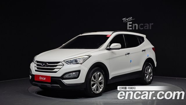 Hyundai Santafe Diesel(e-VGT) 2.0 2WD Premium — photo 1 of 20