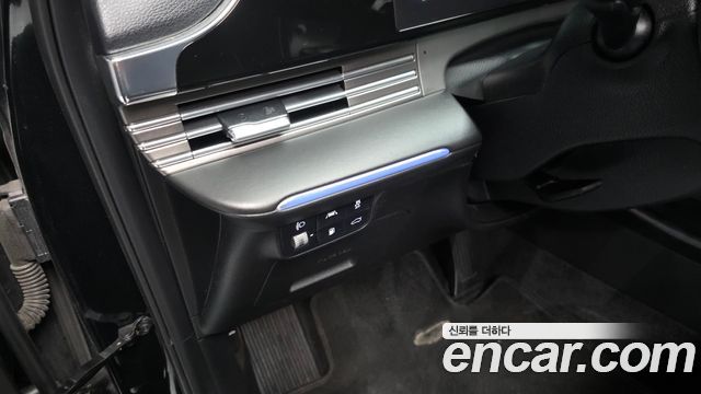 Hyundai Grandeur Le Blanc — photo 1 of 32