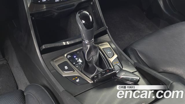 Hyundai Grandeur HG240 Modern — photo 1 of 20