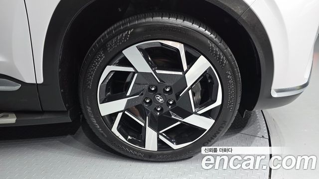 Hyundai Santafe Gasoline 2.5T 2WD — photo 1 of 32