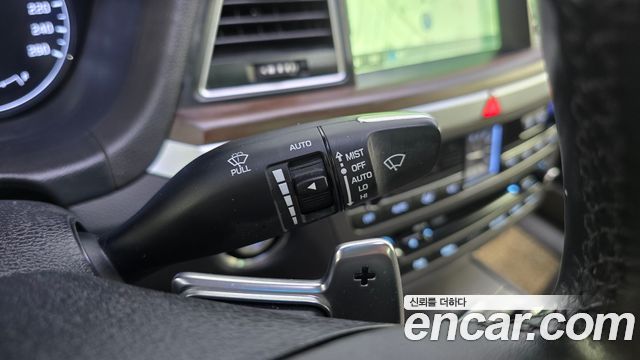 Hyundai Genesis G330 Premium AWD — photo 1 of 34