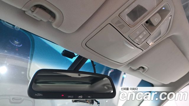 Hyundai Santafe Diesel 2.0 2WD — photo 1 of 30