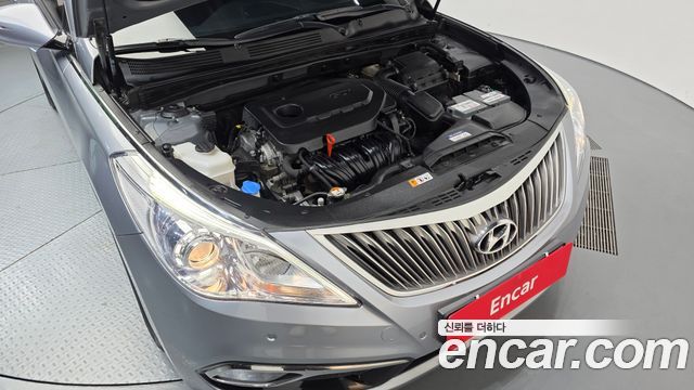 Hyundai Grandeur HG240 Modern — photo 1 of 30