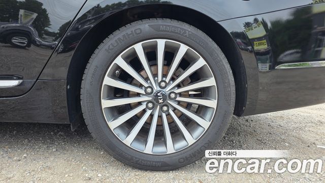 Kia K7 2.4 GDI Prestige Specia — photo 1 of 32