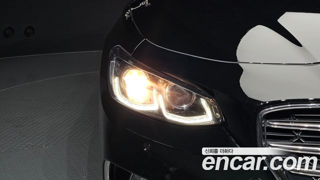 Hyundai Grandeur 2.4 Modern — photo 1 of 34
