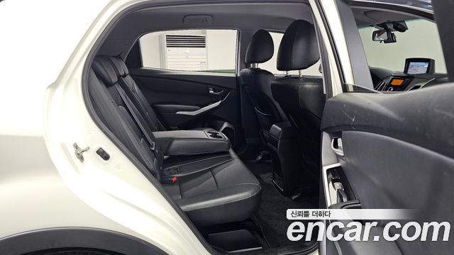 KG_Mobility_Ssangyong KORANDO 2.2 RX 2WD — photo 1 of 30