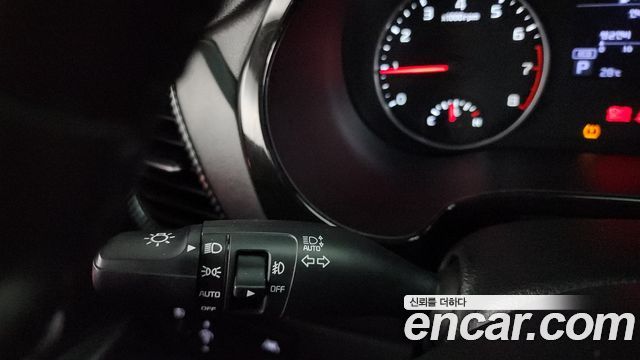 Kia Seltos Gasoline 1.6 Turbo 2WD — photo 1 of 32