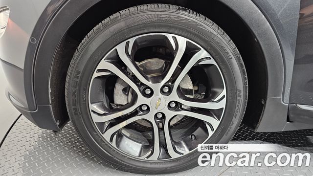 ChevroletGMDaewoo Bolt EV EV Premier — photo 1 of 34