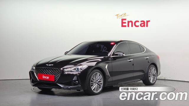 Genesis G70 2.0T AWD — photo 1 of 33